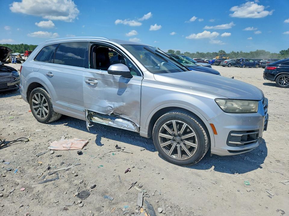Photo 4 from auction – 2018 AUDI Q7 with VIN WA1LAAF70JD012996