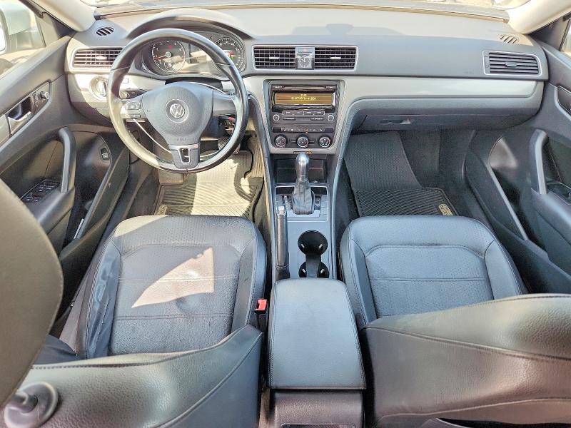 Photo 8 from auction – 2014 VOLKSWAGEN PASSAT with VIN 1VWAP7A30EC007812