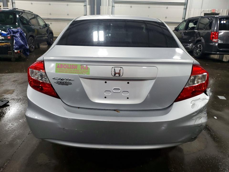 Photo 6 from auction – 2012 HONDA CIVIC with VIN 2HGFB2F58CH563270