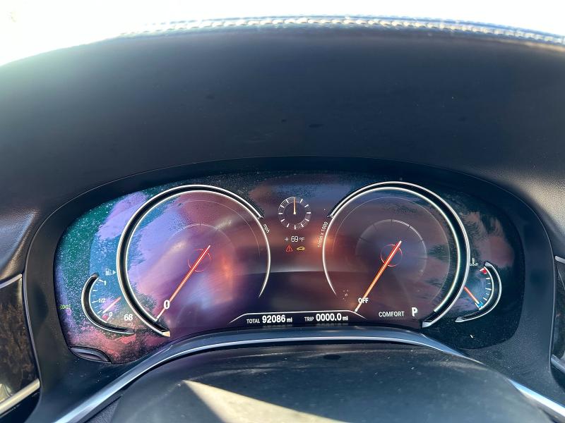 Photo 5 from auction – 2016 BMW 750 with VIN WBA7F2C52GG418042