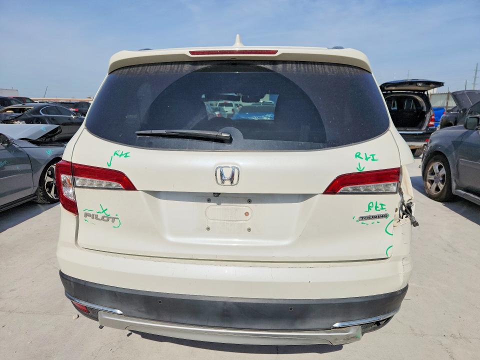 Photo 6 from auction – 2019 HONDA PILOT with VIN 5FNYF5H6XKB006853
