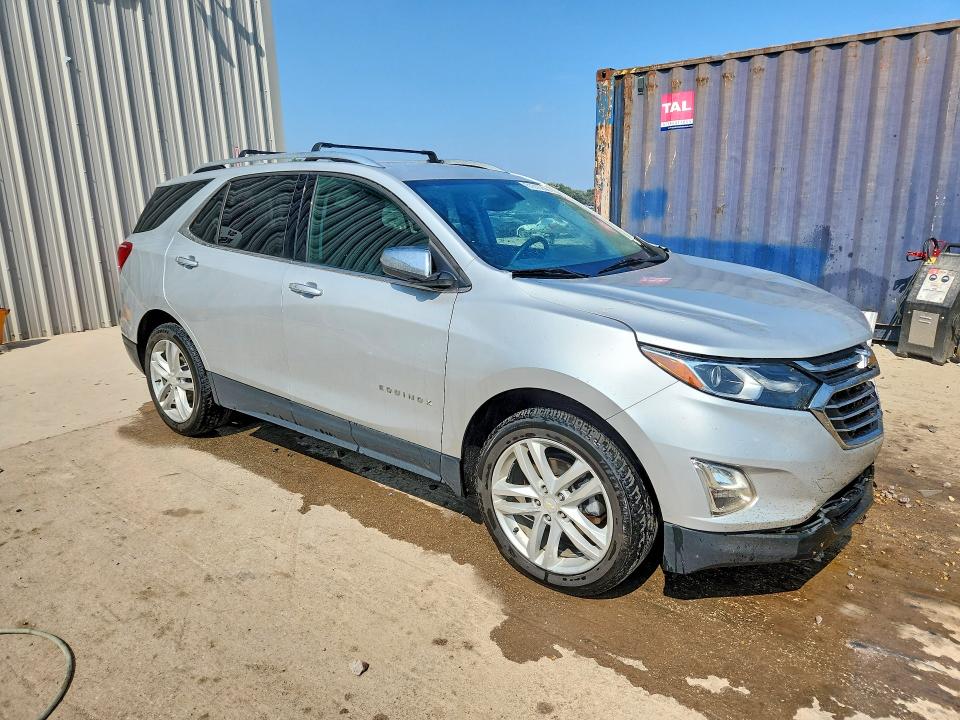 Photo 4 from auction – 2019 CHEVROLET EQUINOX with VIN 2GNAXYEX6K6215825
