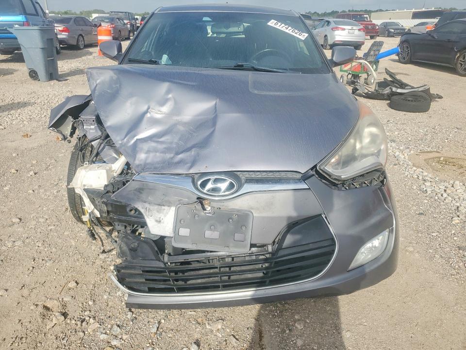 Photo 5 from auction – 2016 HYUNDAI VELOSTER with VIN KMHTC6AD2GU291964