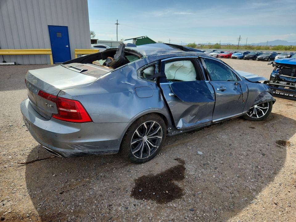صورة رقم 3 من المزاد - 2018 VOLVO S90 مع VIN LVY992ML6JP018677