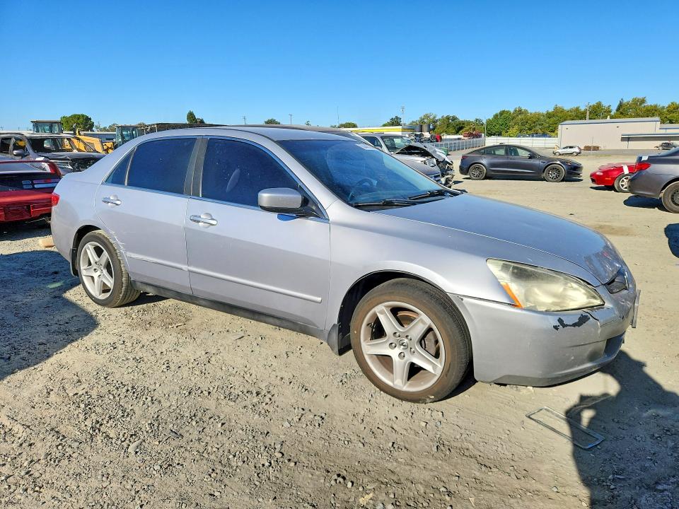 Photo 4 from auction – 2005 HONDA ACCORD with VIN 1HGCM66375A015264