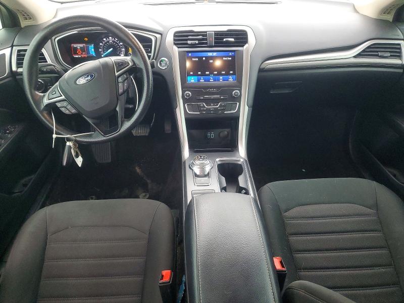 Photo 8 from auction – 2019 FORD FUSION with VIN 3FA6P0HD7KR268548