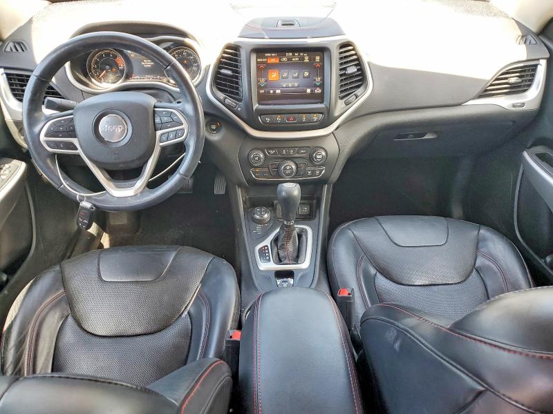 Photo 8 from auction – 2017 JEEP CHEROKEE with VIN 1C4PJMBS1HW649395