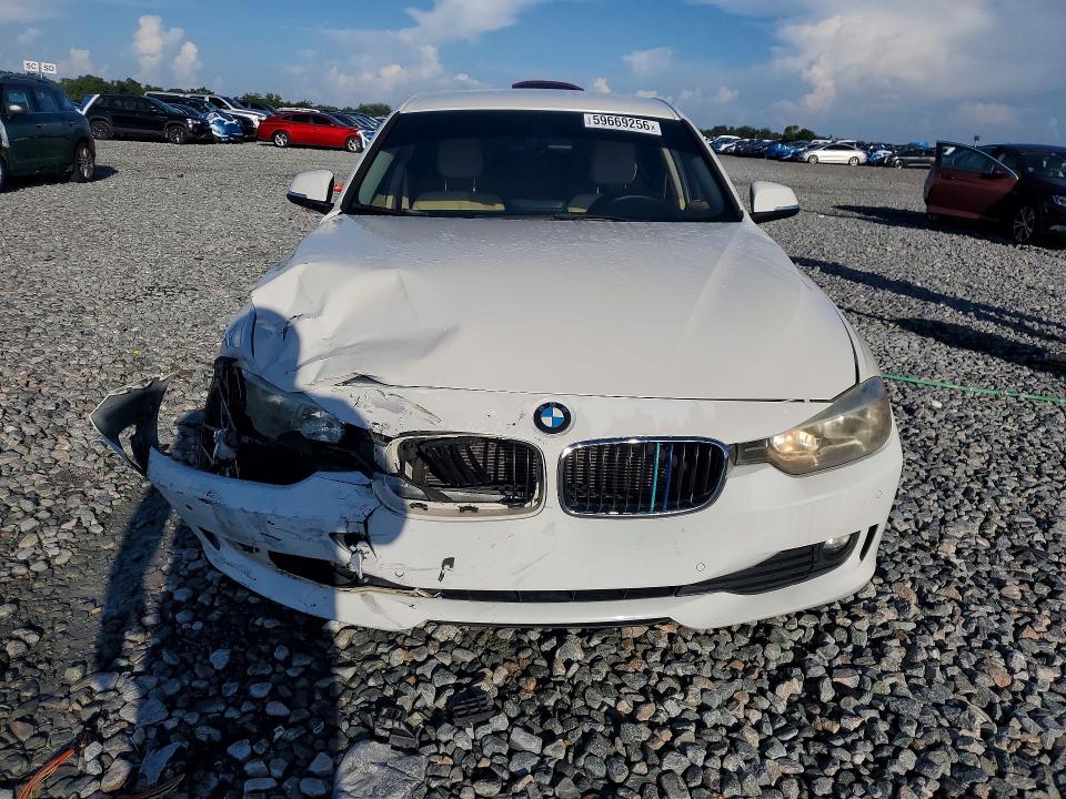 Photo 5 from auction – 2015 BMW 320 with VIN WBA3B1C53FK140851