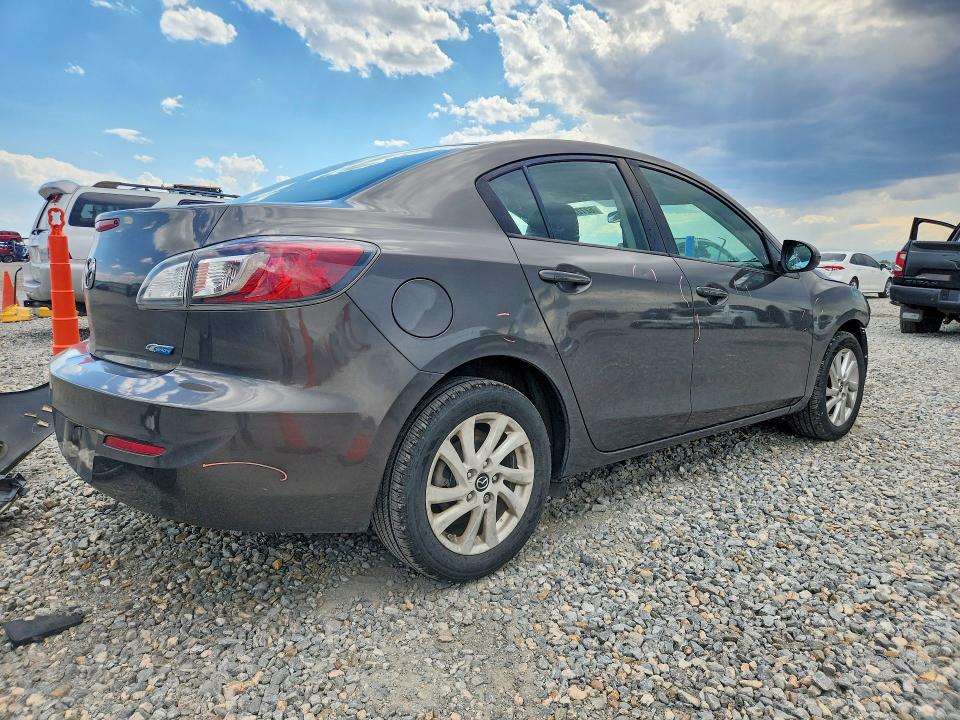 Photo 3 from auction – 2013 MAZDA 3 with VIN JM1BL1V71D1745268