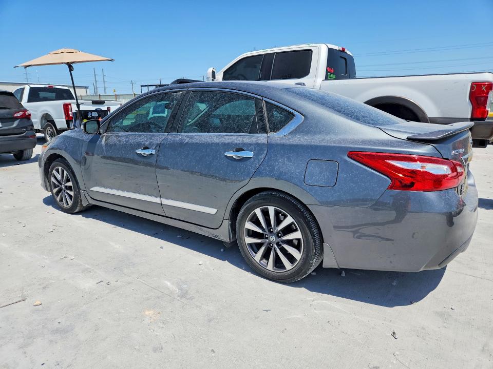 Photo 2 from auction – 2017 NISSAN ALTIMA with VIN 1N4AL3AP5HC217360