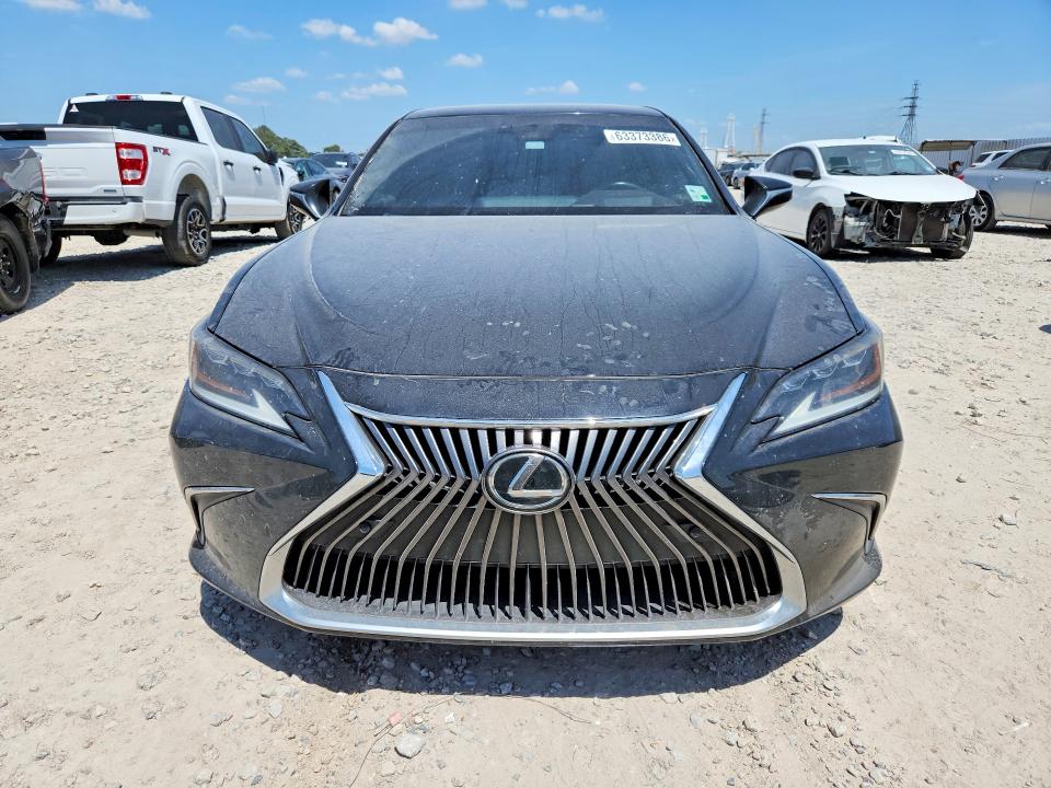 Photo 5 from auction – 2019 LEXUS ES with VIN 58ABZ1B18KU016425