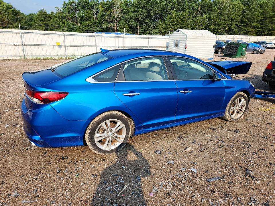 Photo 3 from auction – 2018 HYUNDAI SONATA with VIN 5NPE34AF4JH598203