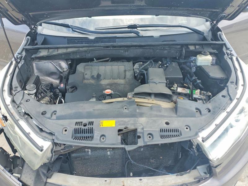 Photo 12 from auction – 2016 TOYOTA HIGHLANDER with VIN 5TDDKRFH4GS253116