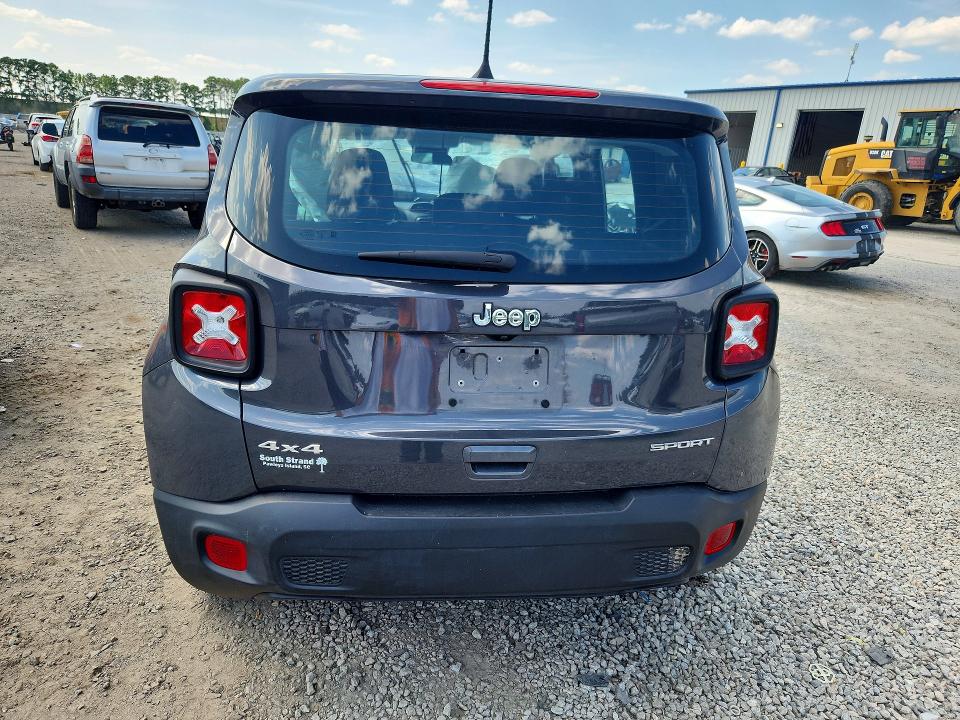 Photo 6 from auction – 2022 JEEP RENEGADE with VIN ZACNJDA11NPP00593