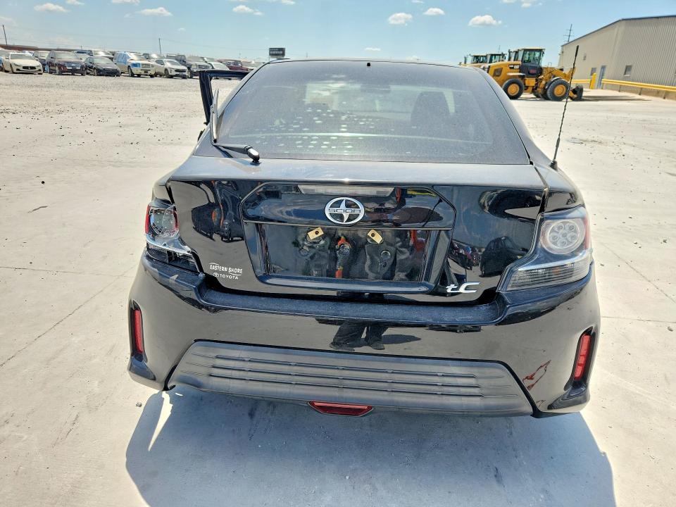 Photo 6 from auction – 2016 SCION TC with VIN JTKJF5C71GJ013801