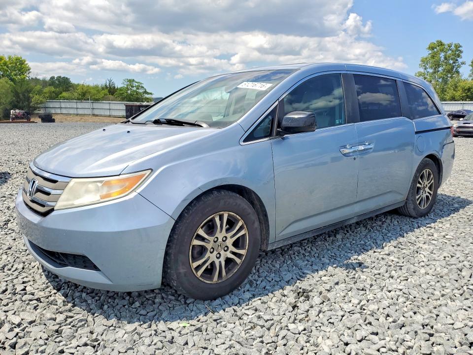 HONDA ODYSSEY 2011 with VIN 5FNRL5H6XBB060828 - Photo from auction