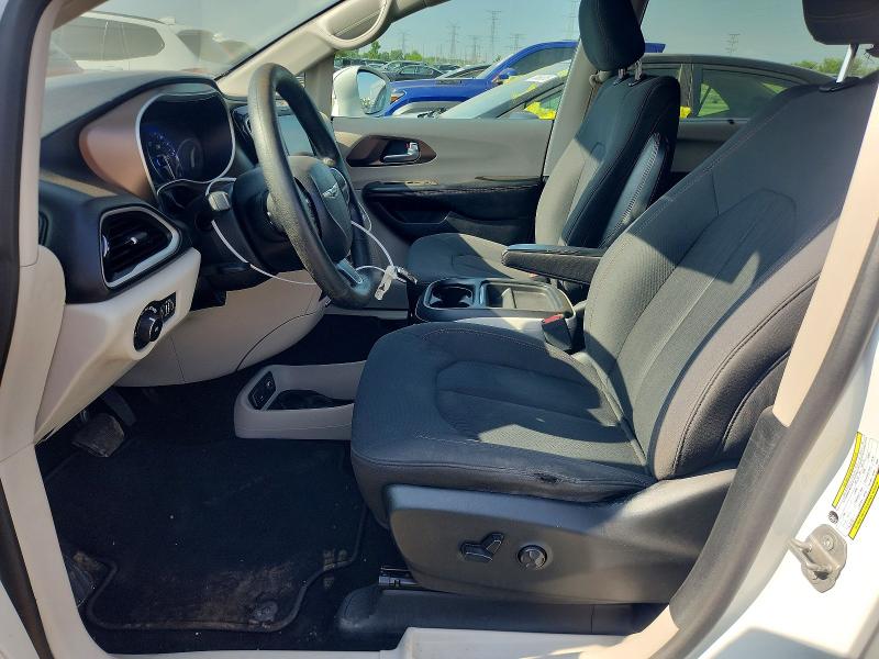 Photo 7 from auction – 2019 CHRYSLER PACIFICA with VIN 2C4RC1FG0KR594252