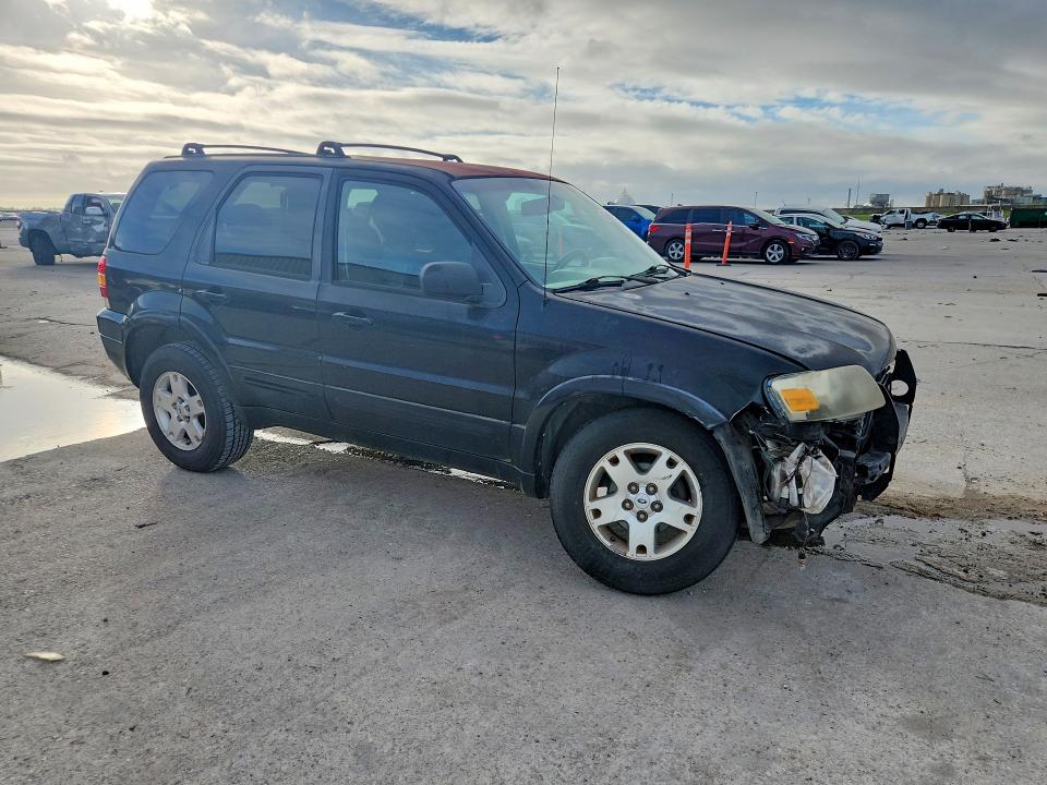 Photo 4 from auction – 2007 FORD ESCAPE with VIN 1FMYU04137KA75313