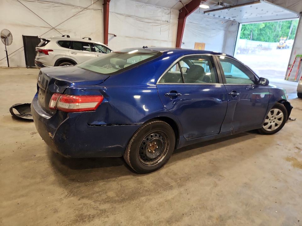 Photo 3 from auction – 2010 TOYOTA CAMRY with VIN 4T4BF3EK9AR061118