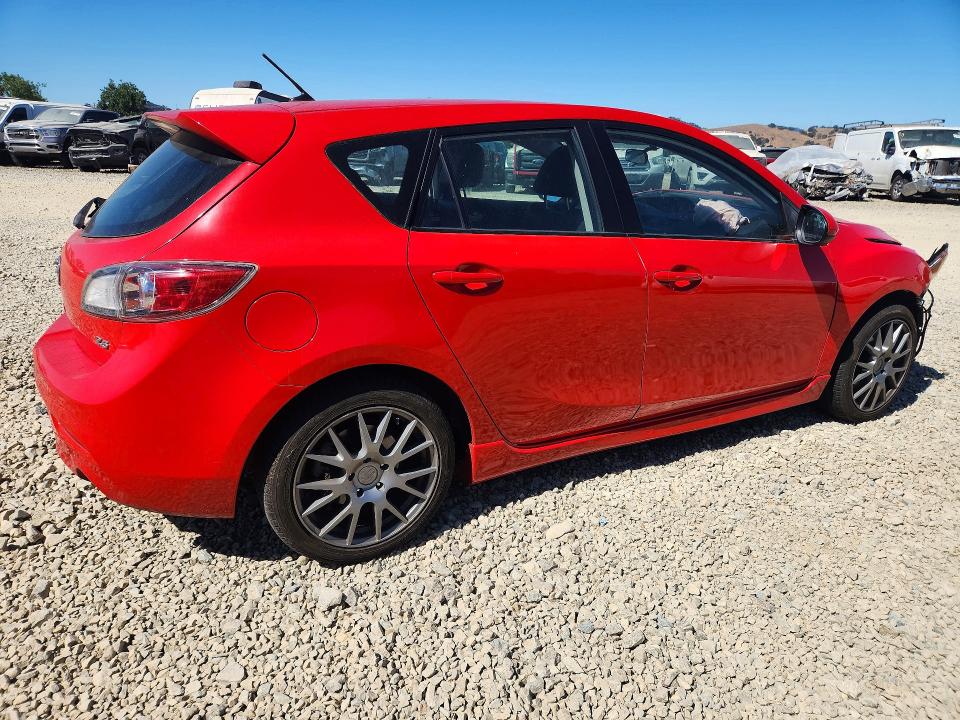 Photo 3 from auction – 2011 MAZDA 3 with VIN JM1BL1M64B1497958