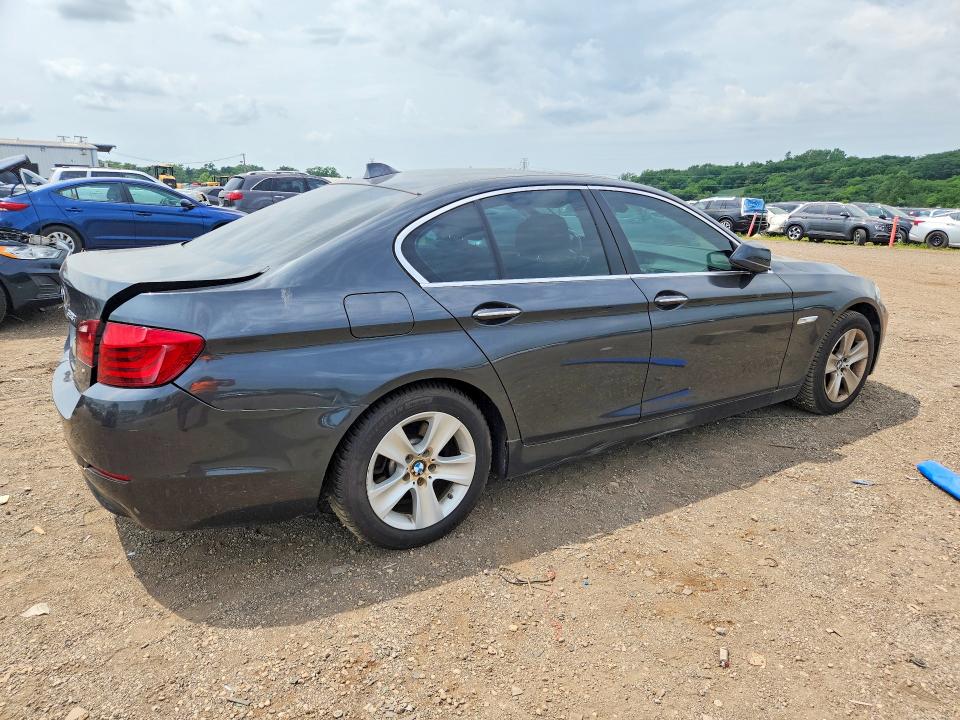 Photo 3 from auction – 2011 BMW 528 with VIN WBAFR1C54BC737648