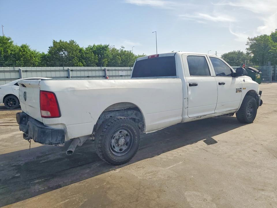 Zdjęcie 3 z aukcji – 2014 RAM 2500 z VIN 3C6UR4HJ0EG301860