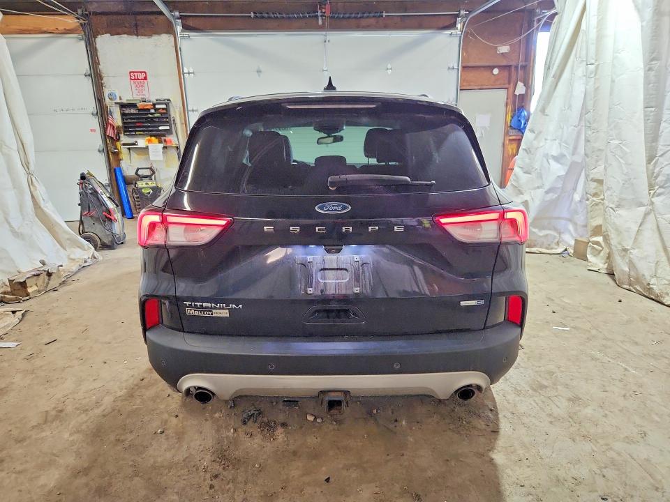 Photo 6 from auction – 2020 FORD ESCAPE with VIN 1FMCU9J90LUA58704