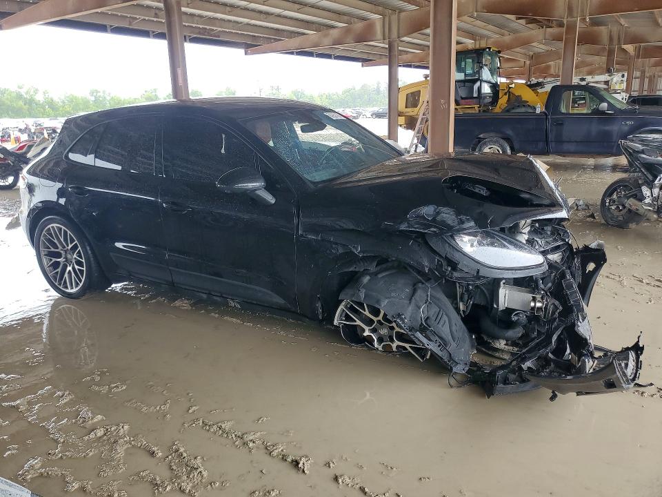 Photo 4 from auction – 2020 PORSCHE MACAN with VIN WP1AA2A56LLB04551