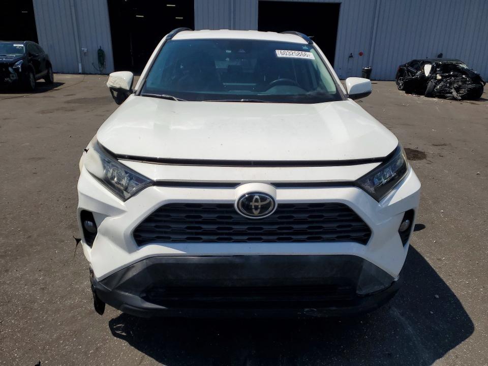 Photo 5 from auction – 2021 TOYOTA RAV4 with VIN 2T3P1RFV3MC191130