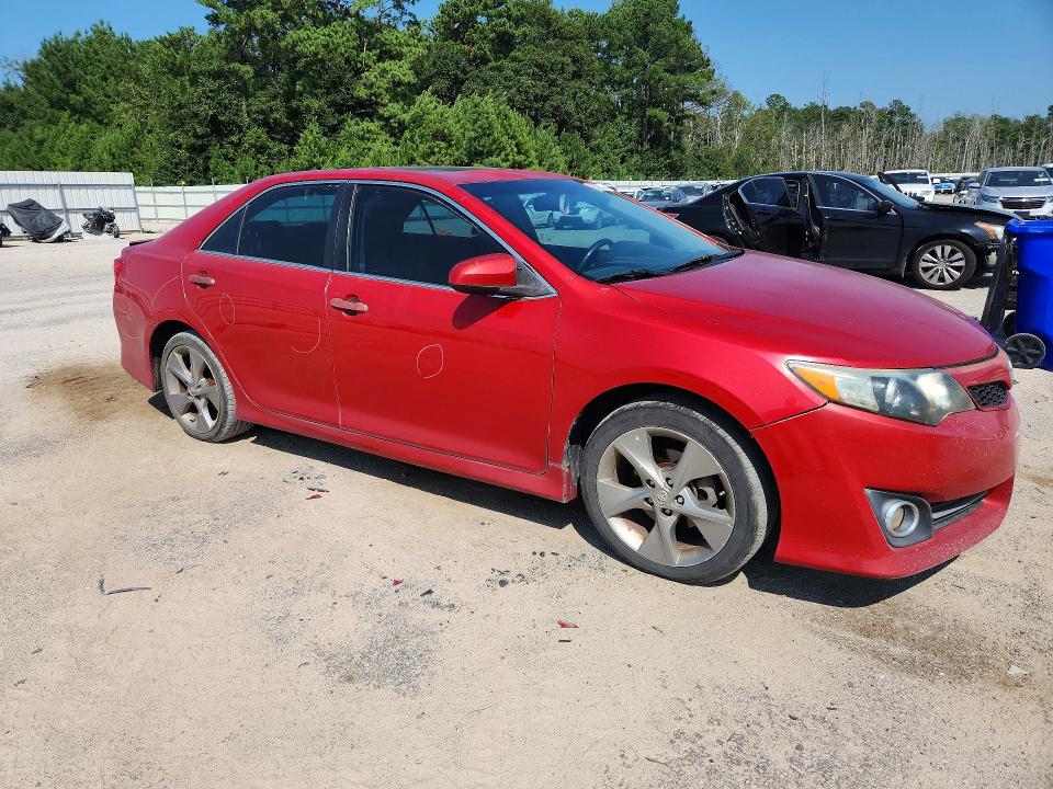Photo 4 from auction – 2012 TOYOTA CAMRY with VIN 4T1BK1FK3CU523703