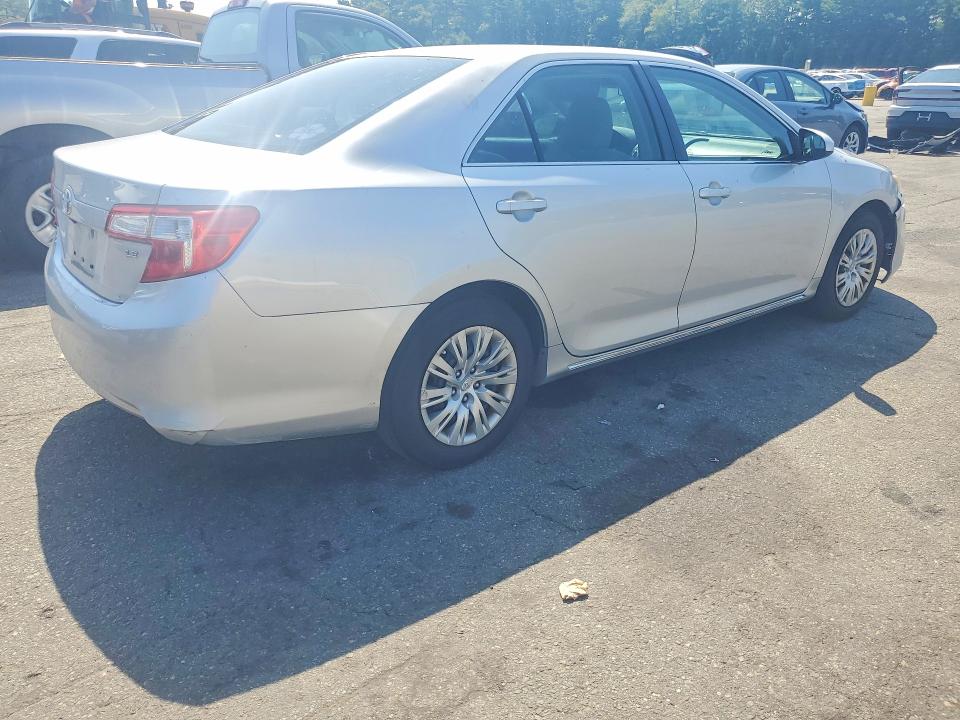 Photo 3 from auction – 2013 TOYOTA CAMRY with VIN 4T1BF1FK9DU213318