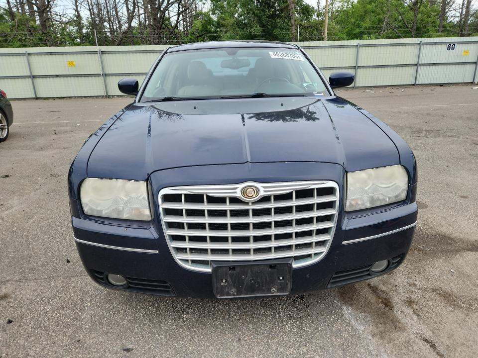 Photo 5 from auction – 2005 CHRYSLER 300 with VIN 2C3AA53G45H183174