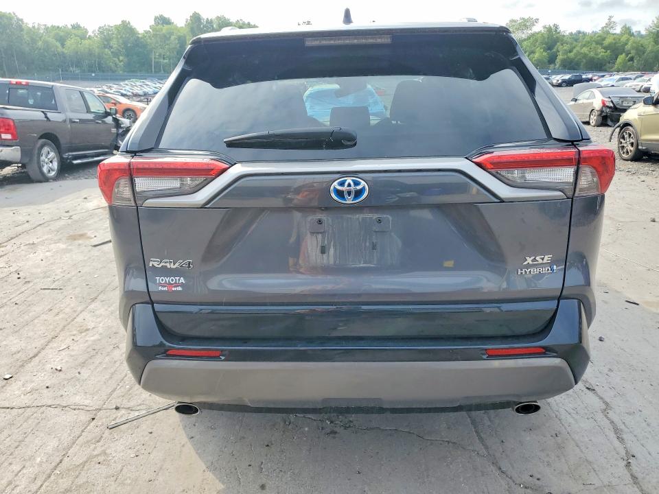 Photo 6 from auction – 2021 TOYOTA RAV4 with VIN 2T3E6RFVXMW019622