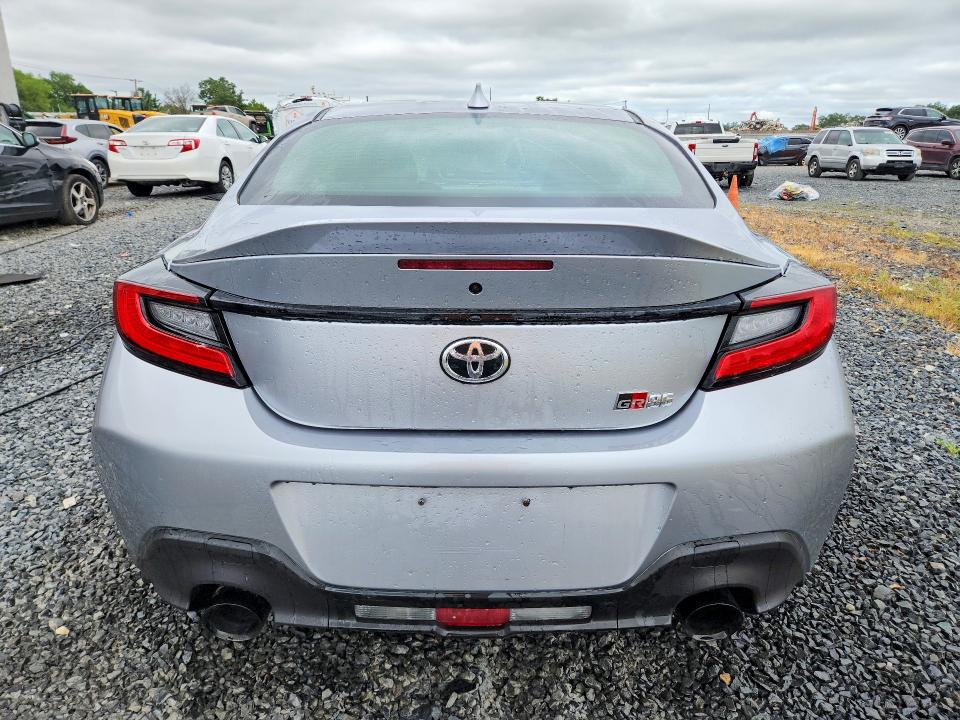 Photo 6 from auction – 2025 TOYOTA GR86 with VIN JF1ZNBE13S9753225