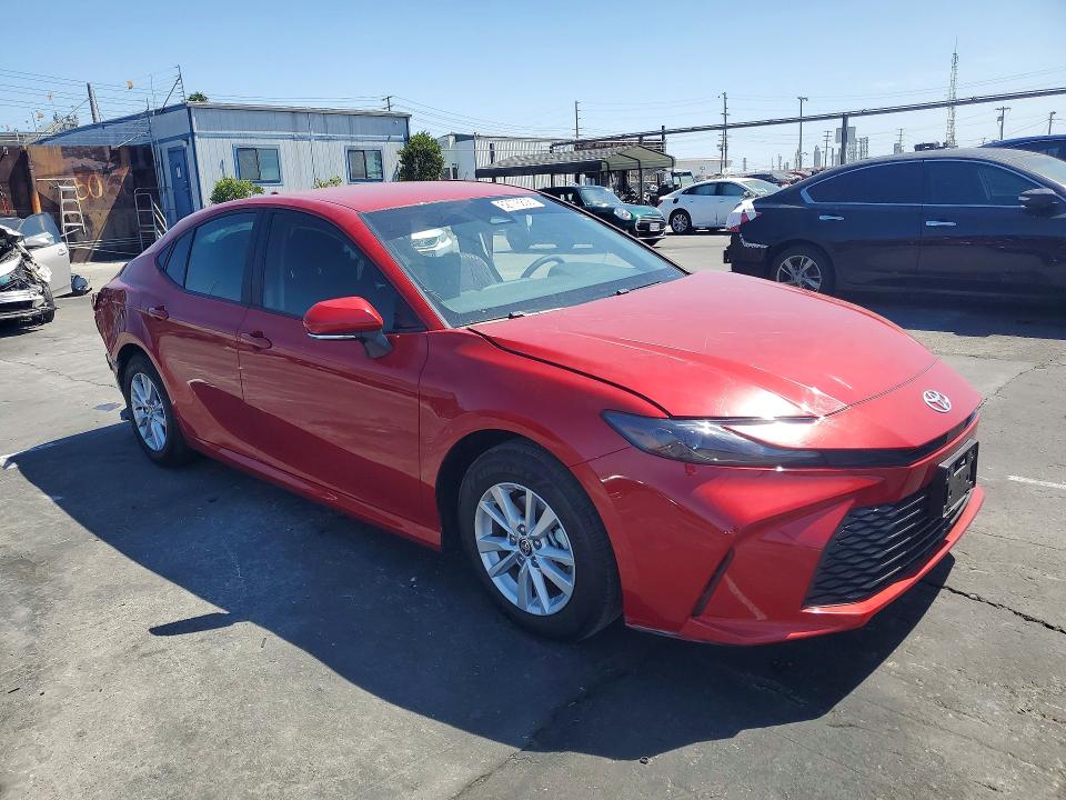 Photo 4 from auction – 2025 TOYOTA CAMRY with VIN 4T1DAACK2SU062282