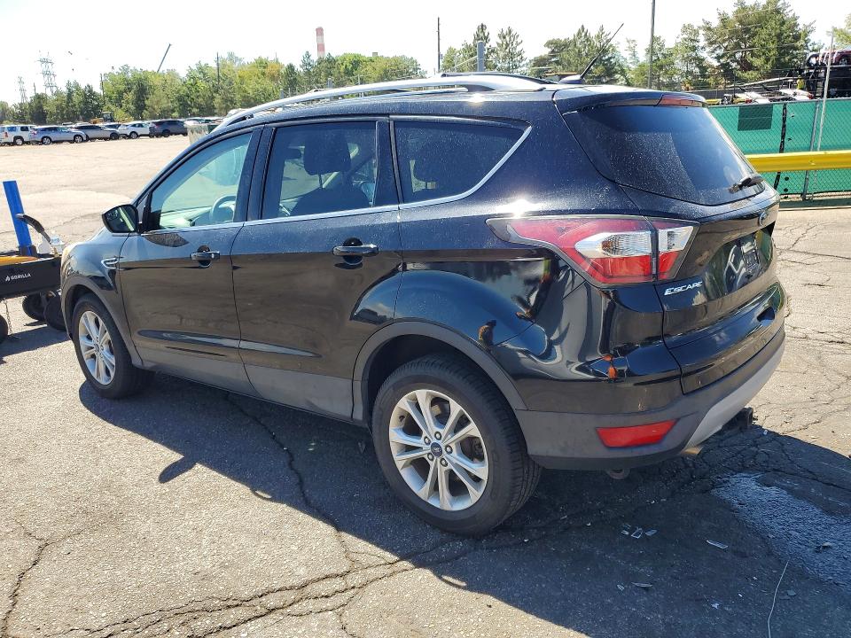 Photo 2 from auction – 2017 FORD ESCAPE with VIN 1FMCU9G99HUA95474