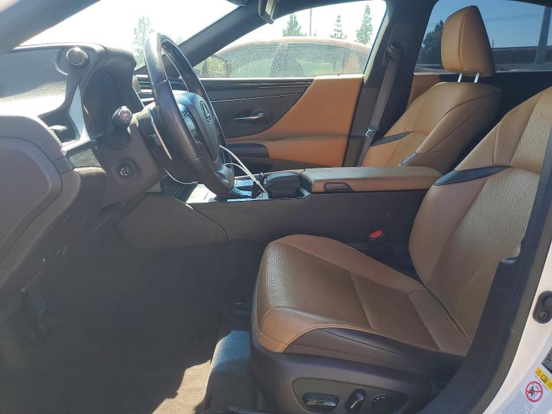 Photo 7 from auction – 2019 LEXUS ES with VIN JTHB21B14K2008235
