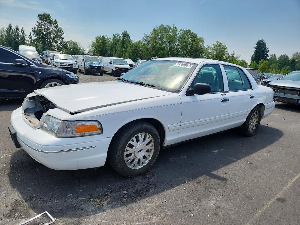 2004 FORD CROWN VICTORIA - Търг №61708966
