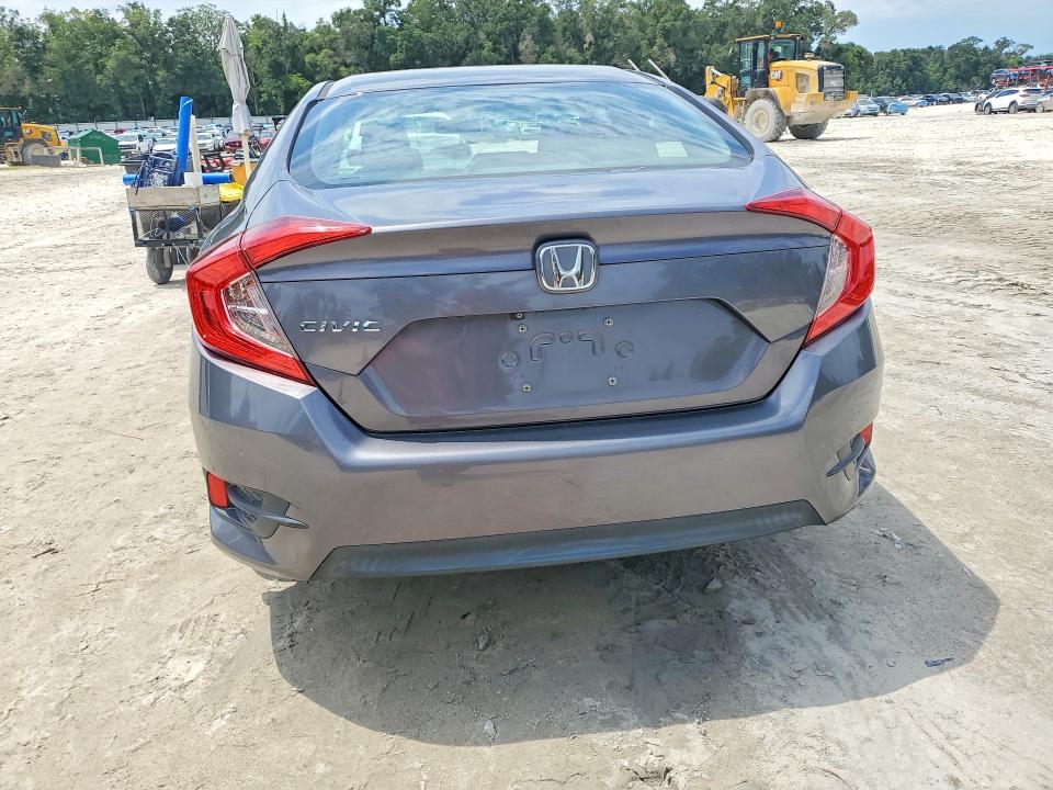 Снимка 6 от търг – 2017 HONDA CIVIC с VIN 2HGFC2F59HH515474