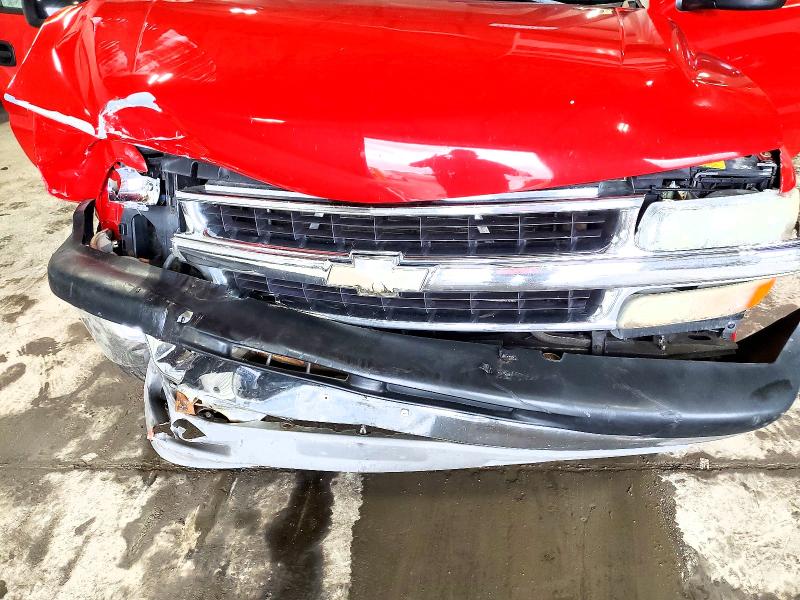 Photo 11 from auction – 2001 CHEVROLET SILVERADO with VIN 1GCEC14WX1Z267824
