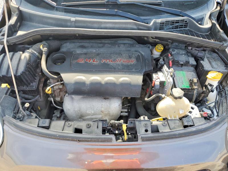 صورة رقم 12 من المزاد - 2017 FIAT 500X مع VIN ZFBCFYAB7HP545208