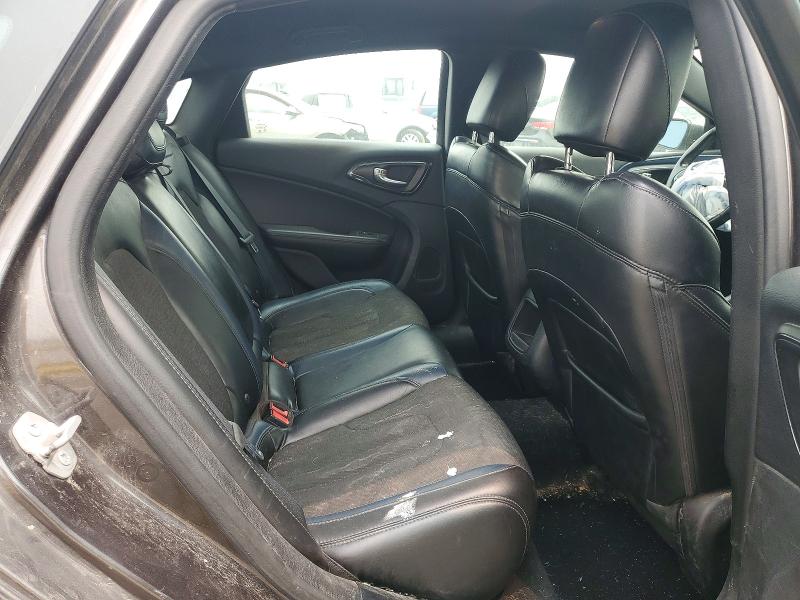 Photo 10 from auction – 2015 CHRYSLER 200 with VIN 1C3CCCBB3FN718002