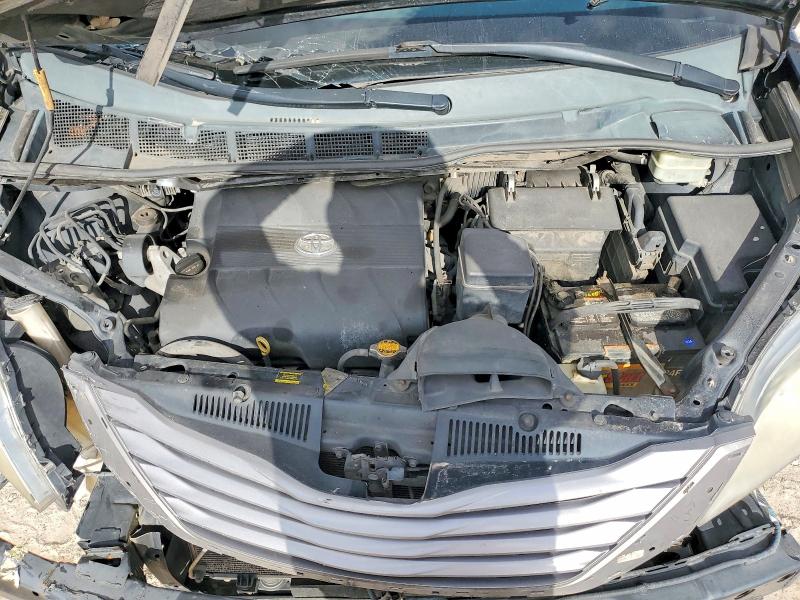 Photo 12 from auction – 2015 TOYOTA SIENNA with VIN 5TDYK3DC8FS646329