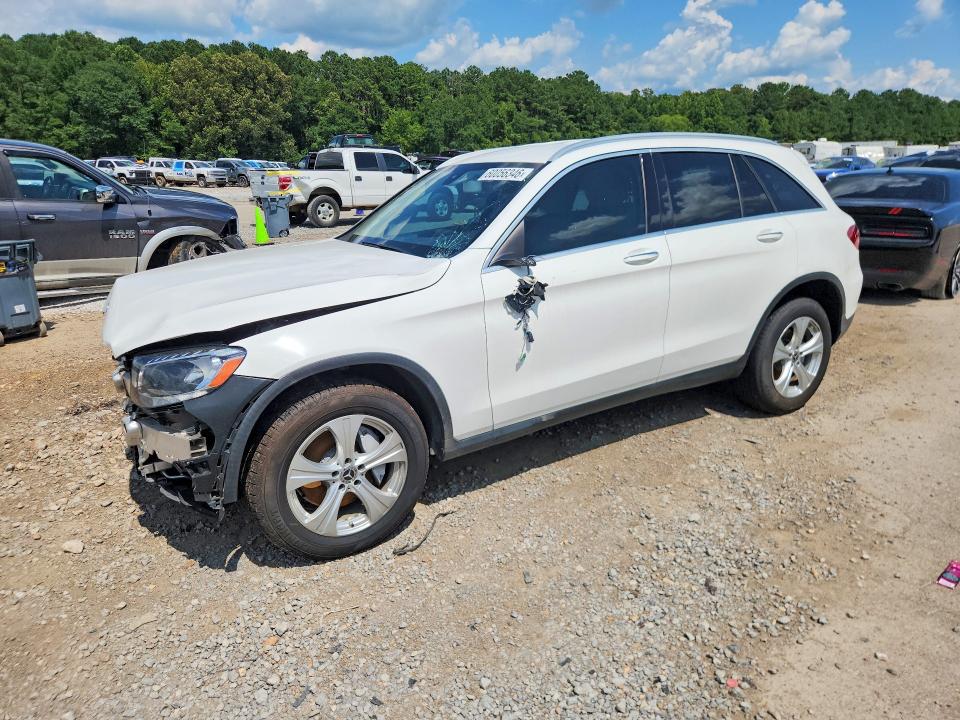 2018 MERCEDES-BENZ GLC