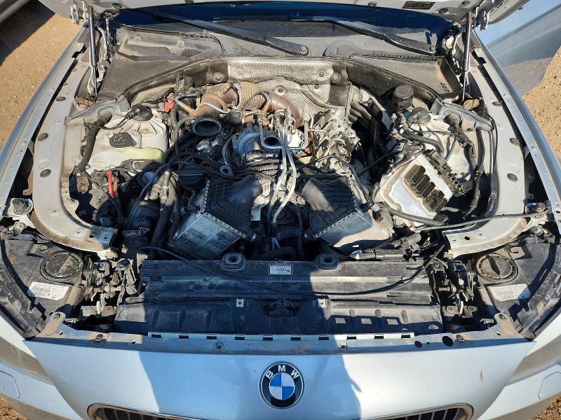 Photo 11 from auction – 2013 BMW M5 with VIN WBSFV9C59DD097018