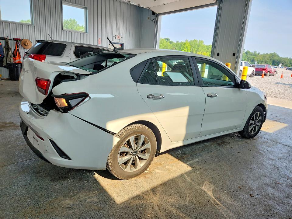 Photo 3 from auction – 2022 KIA RIO with VIN 3KPA24AD5NE476430
