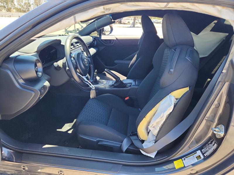 Photo 7 from auction – 2024 TOYOTA GR86 with VIN JF1ZNBB12R9758284