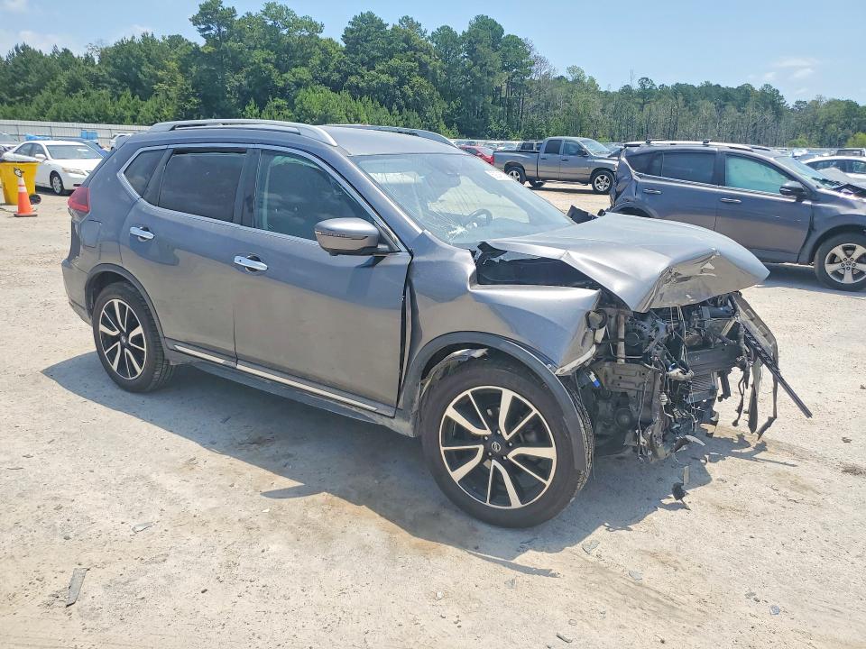 Photo 4 from auction – 2019 NISSAN ROGUE with VIN 5N1AT2MT8KC803700