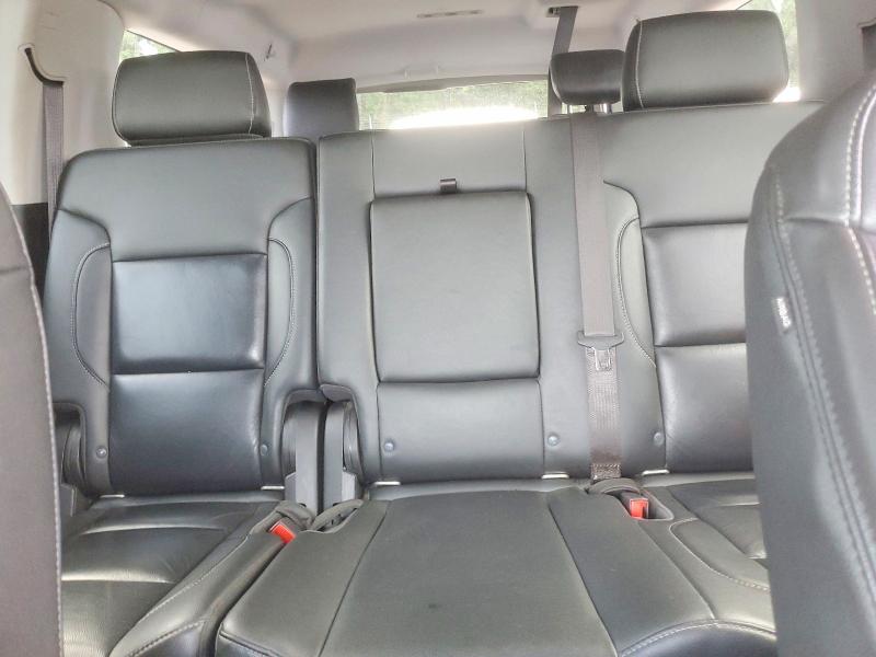 Photo 10 from auction – 2019 CHEVROLET SUBURBAN with VIN 1GNSCHKC1KR405411