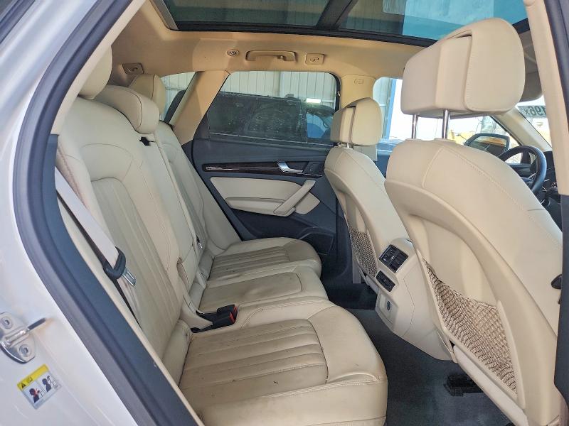 Снимка 11 от търг – 2018 AUDI Q5 с VIN WA1BNAFY6J2007208